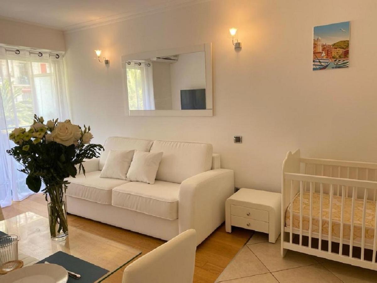Sunny Studio With Balcony And Ac Near The Sea Nizza