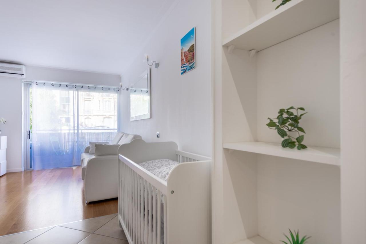 Apartment Sunny Studio With Balcony And Ac Near The Sea Nizza